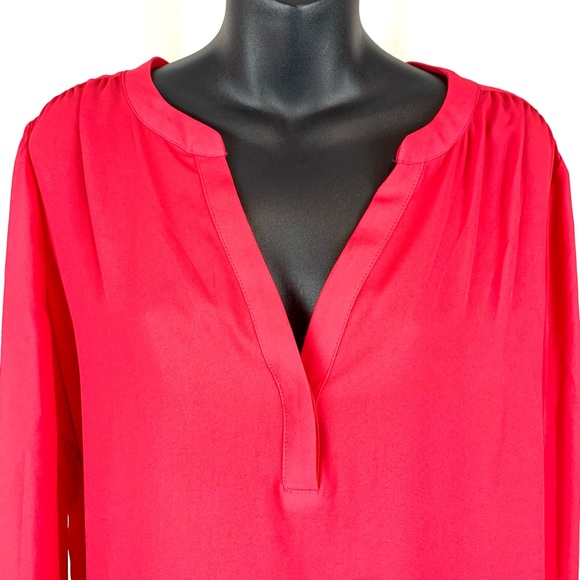 Candie’s roll tab hot pink blouse, size XL - Picture 2 of 7